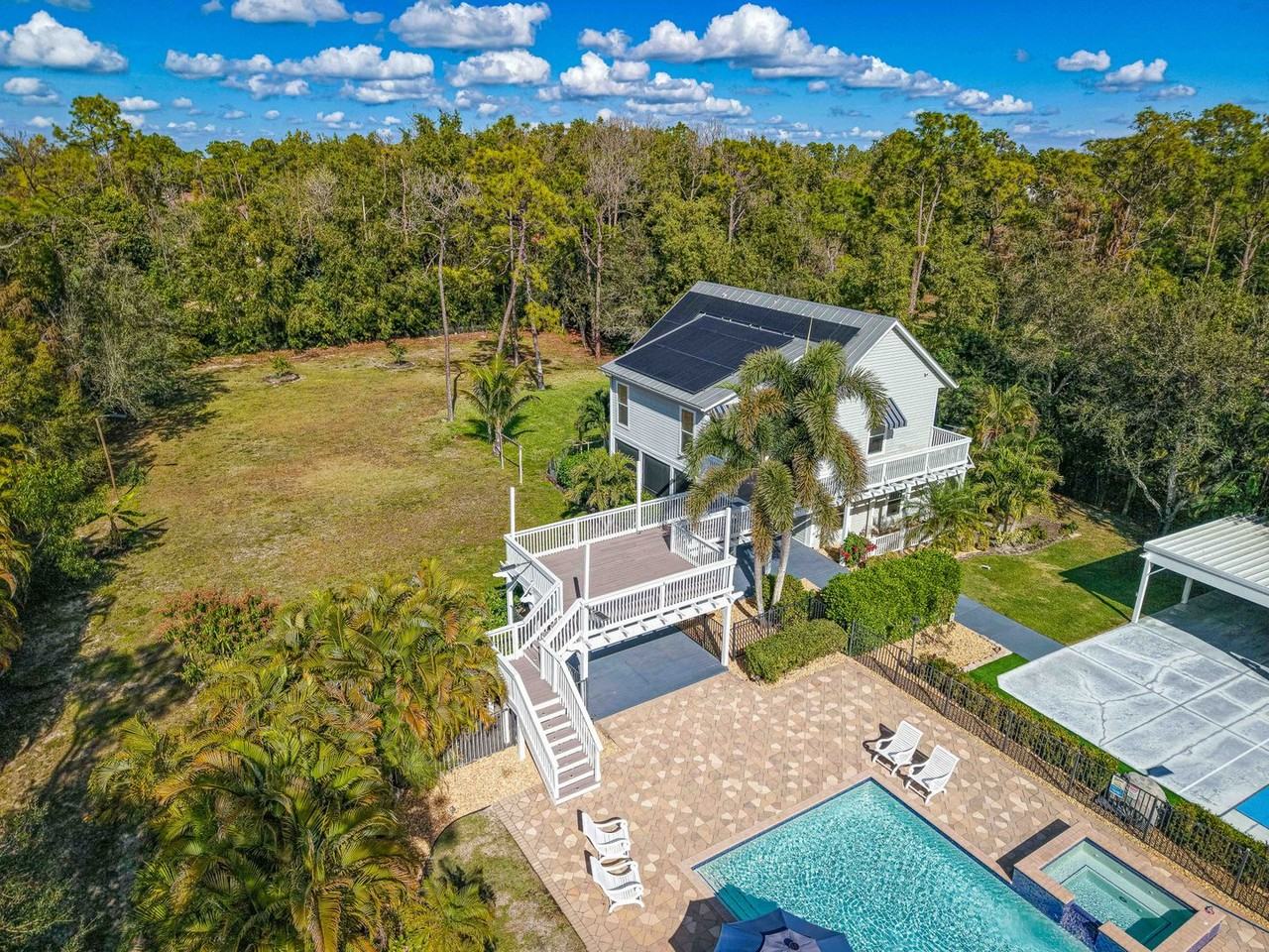 6941 Hunters Rd - Photo 4 of 45