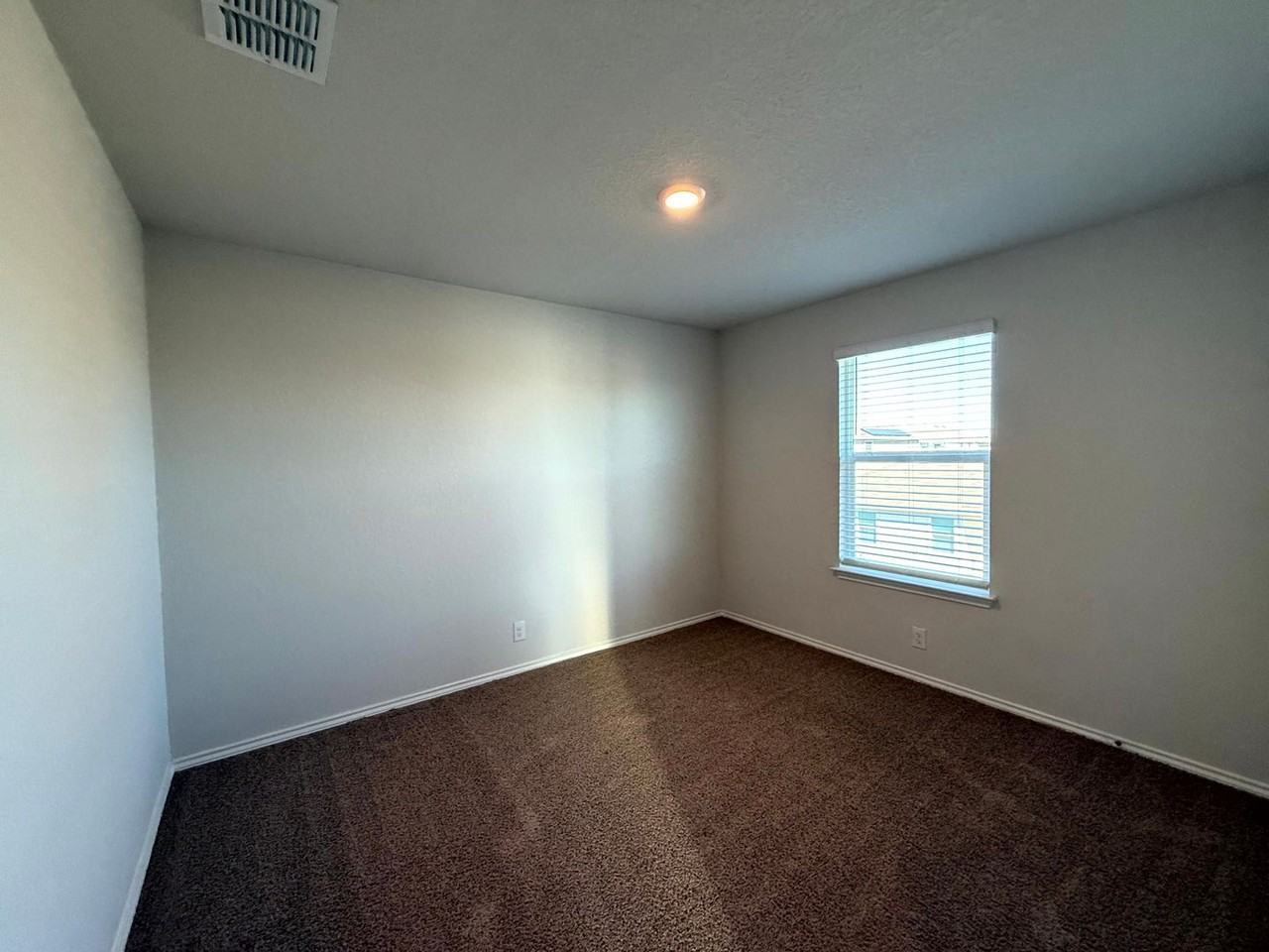 4206 Fort Palmer Blvd - Photo 3 of 22