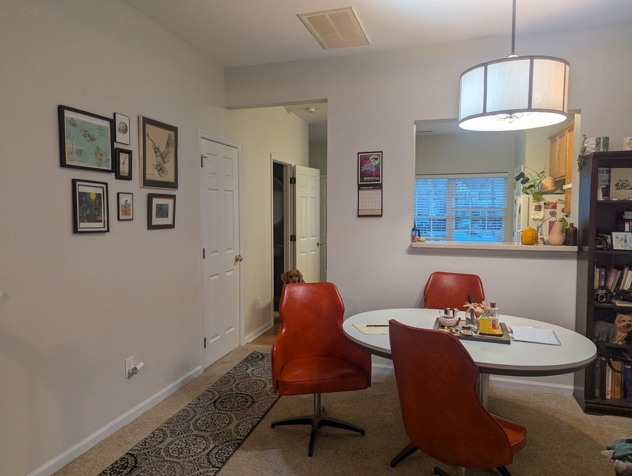 202 Twin Tree Dr - Photo 5 of 29