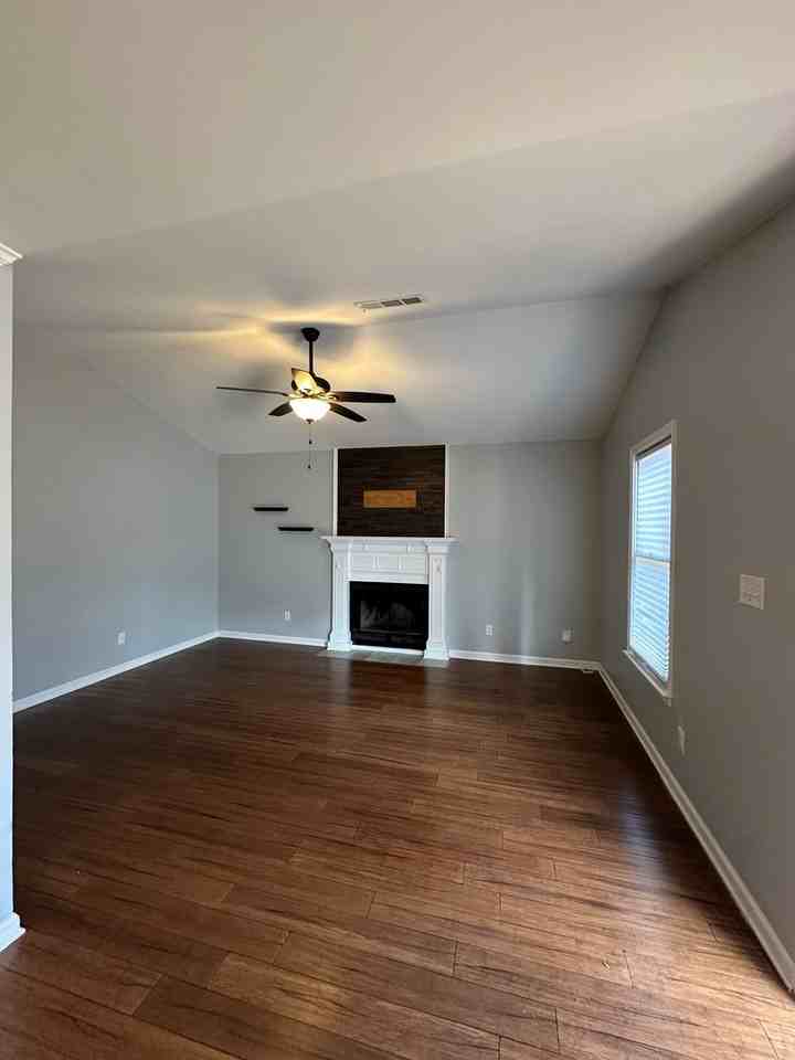 113 Sapphire Ct - Photo 6 of 31
