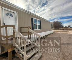 featured image of 2507 E Derrick Rd