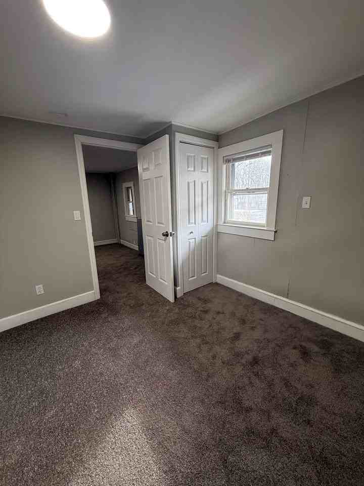 44 Center St - Photo 3 of 8