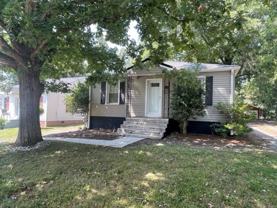 1010 Lee St - Photo 1 of 1