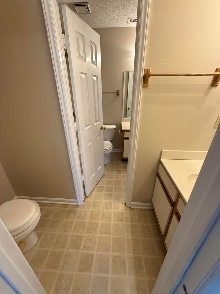 1109 Timbal Ct #B - Photo 7 of 7