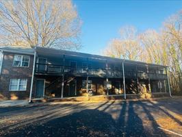 featured image of 118 N Mccrary St