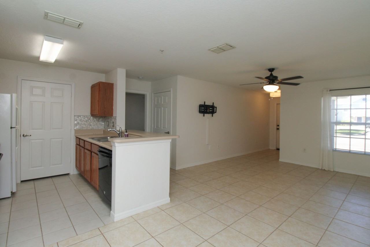 14905 Pleasant Bay Ln #6101 - Photo 7 of 31