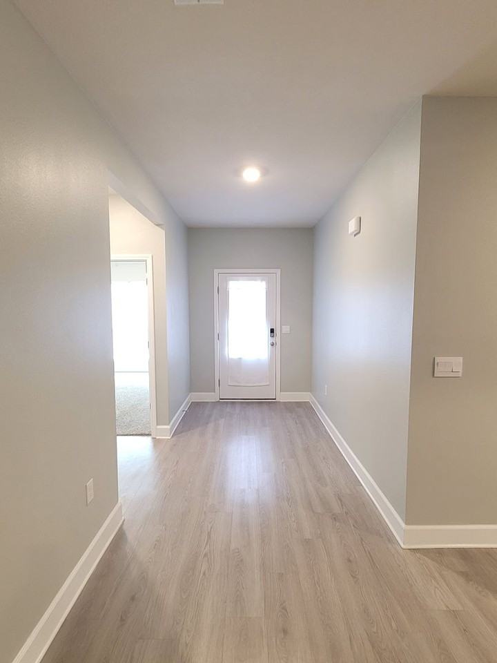 3065 Rachel Pl - Photo 4 of 45