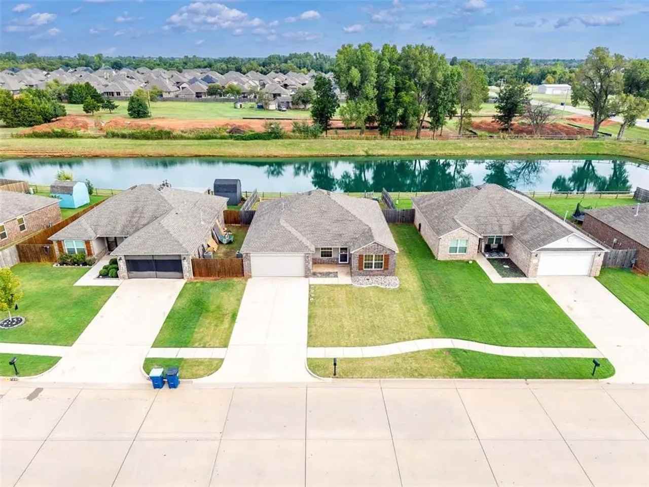 1721 W Antler Way - Photo 3 of 6