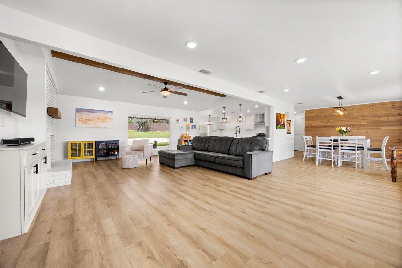 921 Indian Trail Dr - Photo 7 of 34