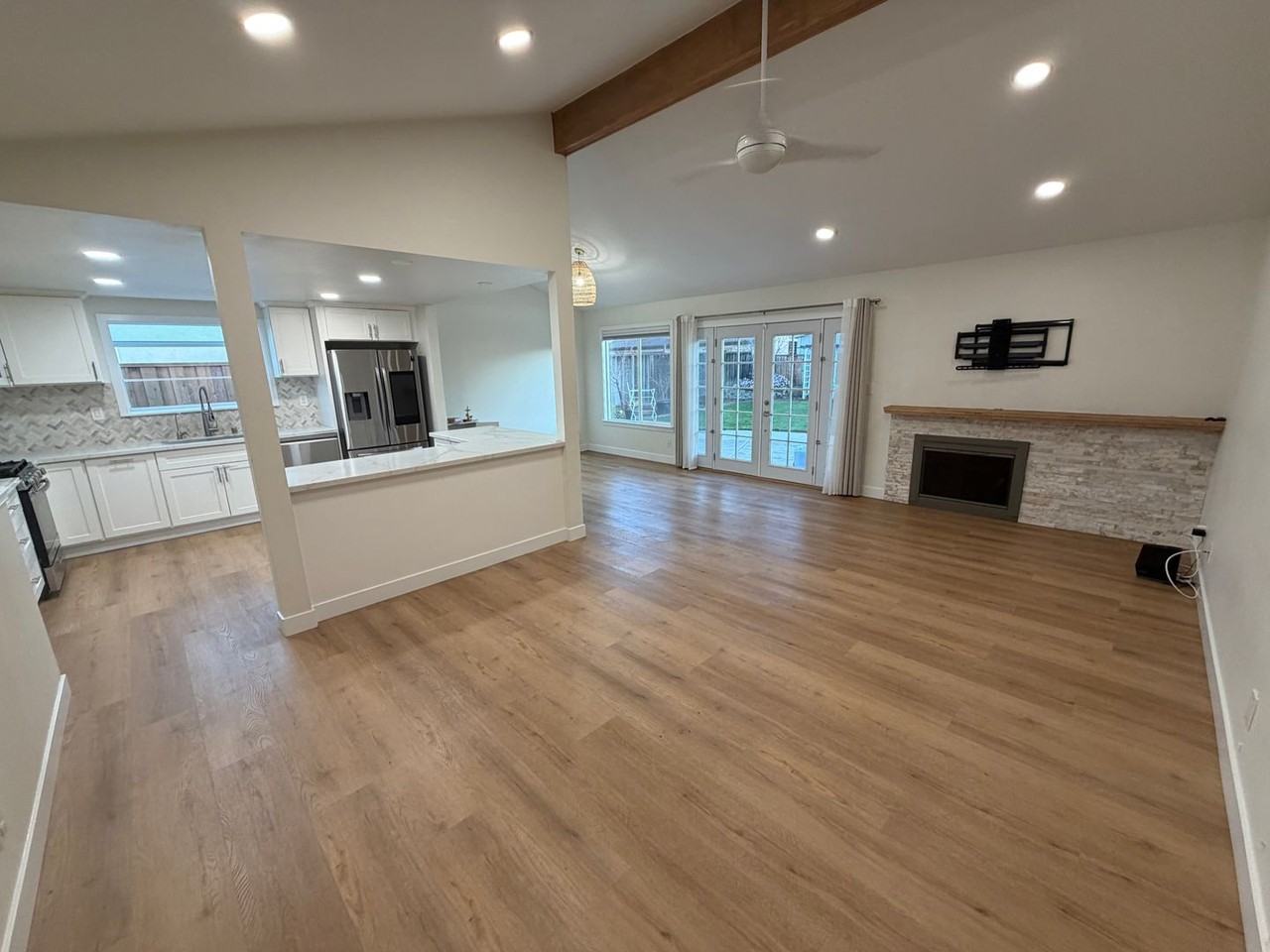 2396 Del Monte St - Photo 2 of 13