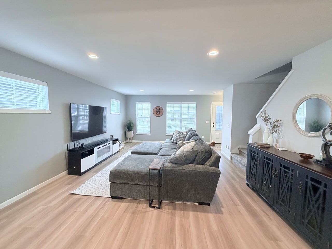 435 Crusader Pt - Photo 7 of 38