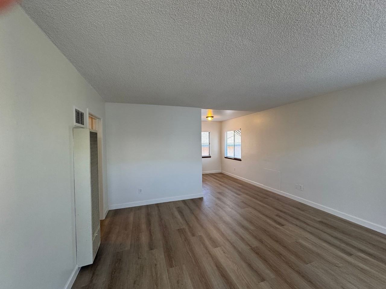 673 W 22nd St #4 - Photo 2 of 15