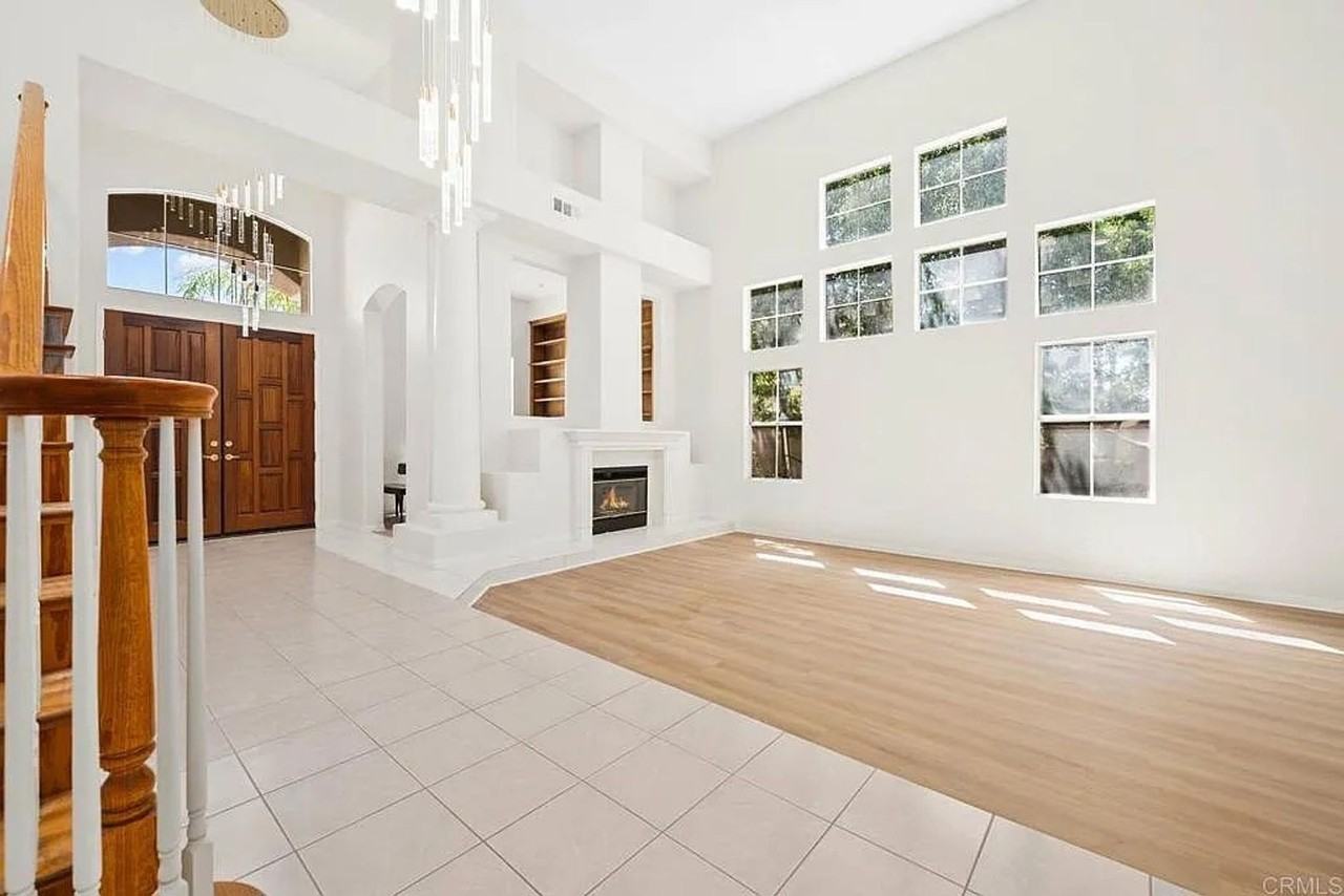 23638 Sonata Dr - Photo 2 of 50