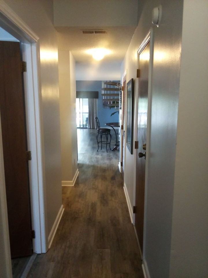 1870 Auburn Ln - Photo 2 of 18