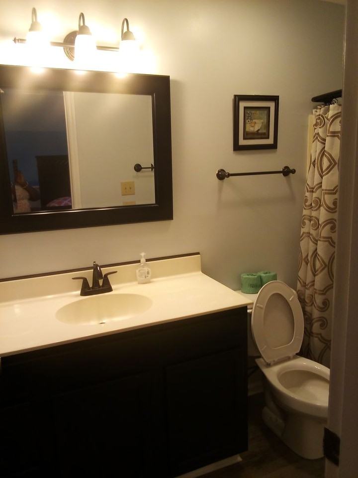 1870 Auburn Ln - Photo 6 of 18