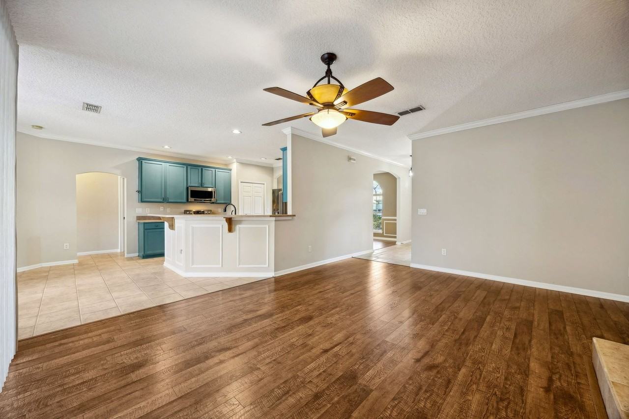 86056 Meadowridge Ct - Photo 7 of 36