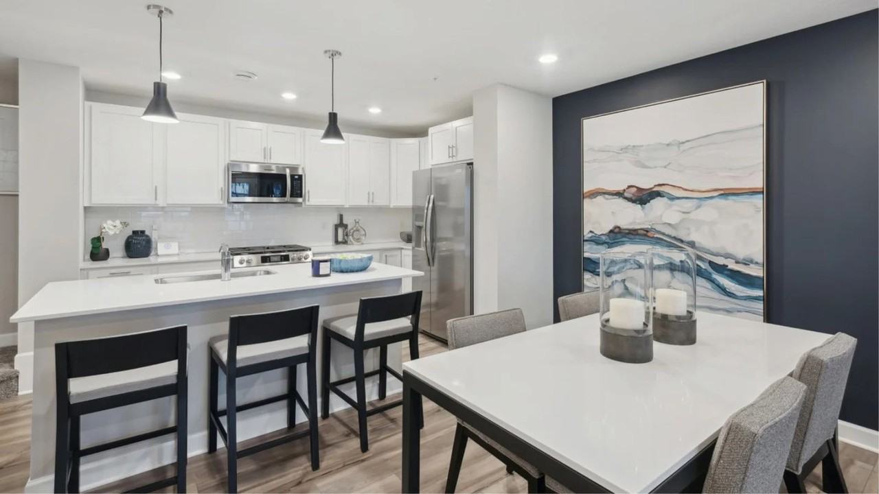 5235 Long Pointe Pass - Photo 3 of 22