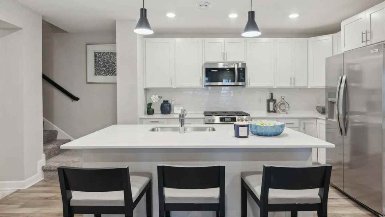 5235 Long Pointe Pass - Photo 4 of 22