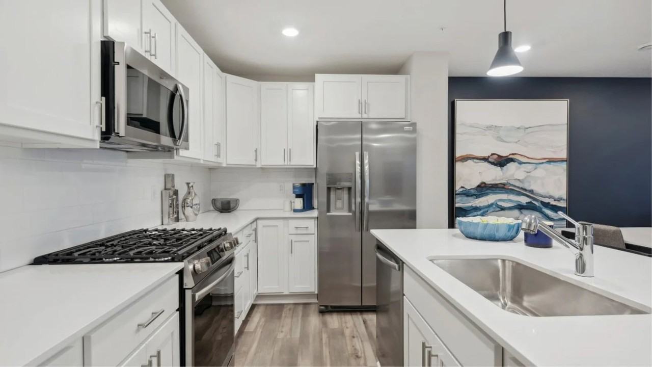 5235 Long Pointe Pass - Photo 6 of 22