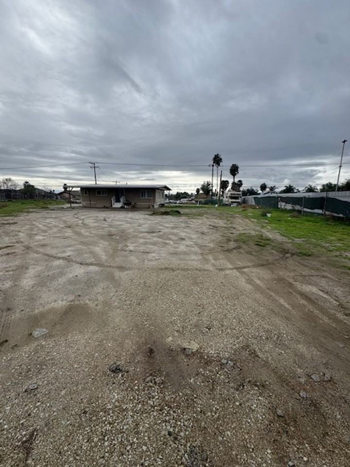 22720 San Jacinto Ave - Photo 7 of 9