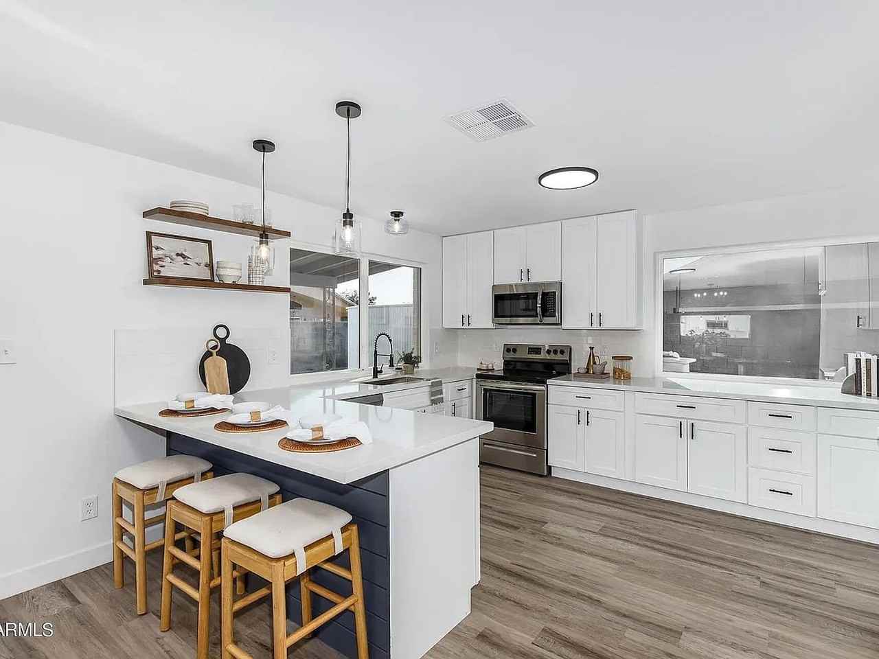 2529 E Commonwealth Cir - Photo 6 of 22