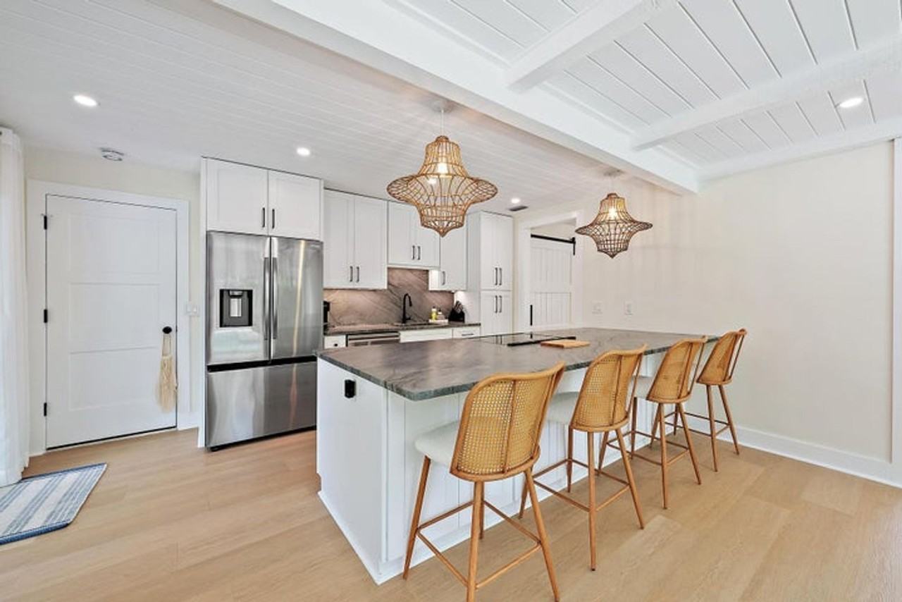 1604 Seabrook Rd - Photo 2 of 25