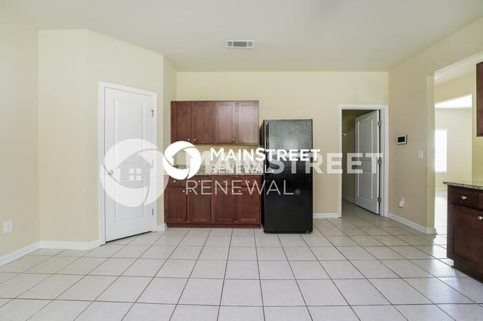 85 Ashley Trce - Photo 3 of 16