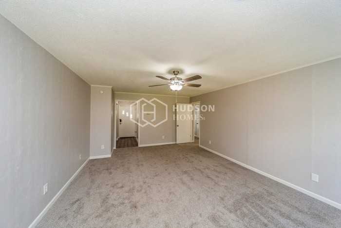 6356 Briergate Dr - Photo 6 of 20