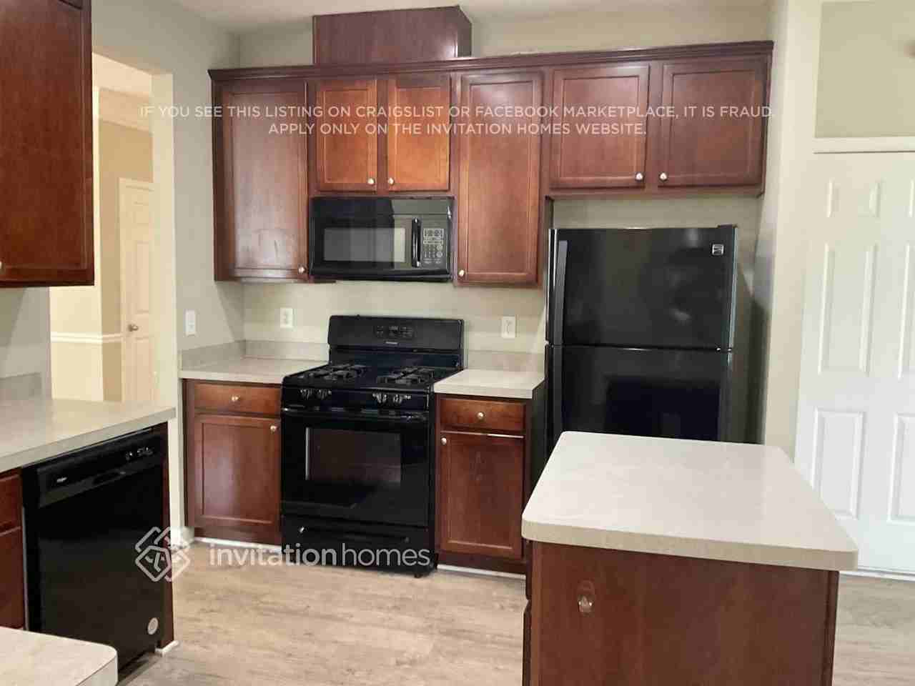 3360 Drayton Manor Run - Photo 5 of 12