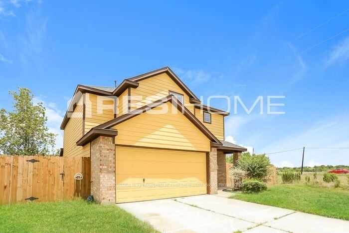 302 Aft Way - Photo 2 of 20