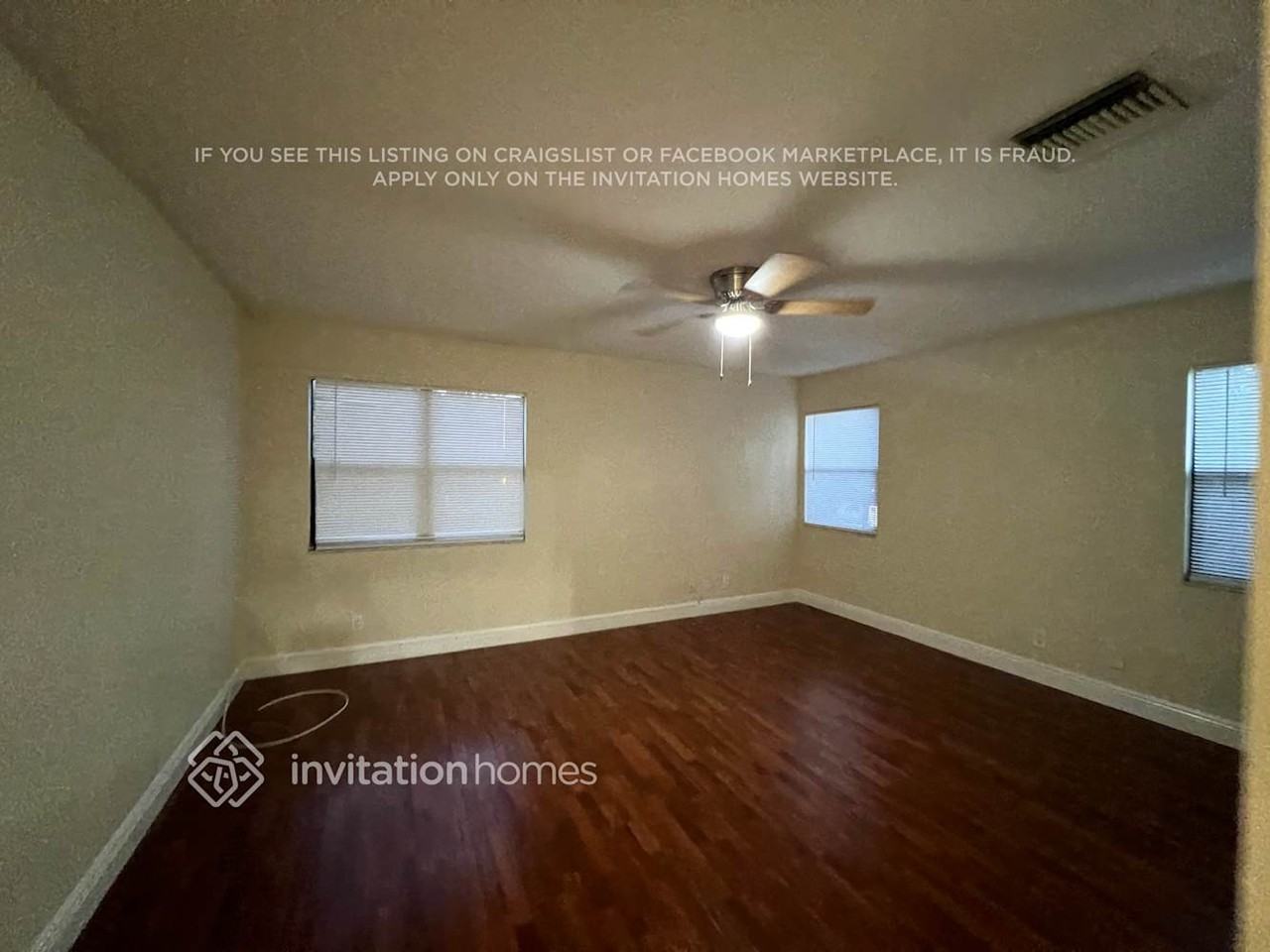 2391 Nw 34th Ter - Photo 4 of 9