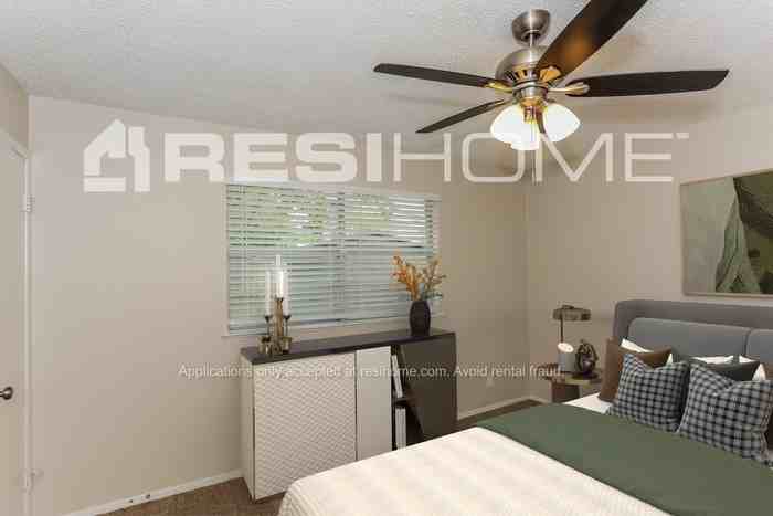 6420 Cathy Dr - Photo 6 of 18