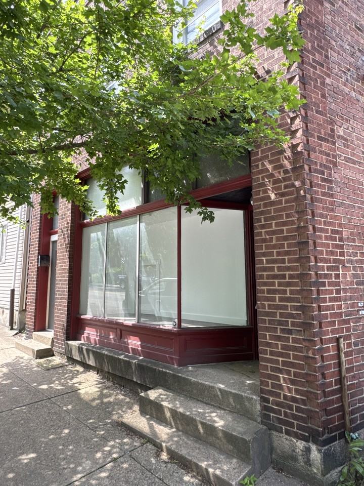 3127 Brighton Rd - Photo 2 of 12