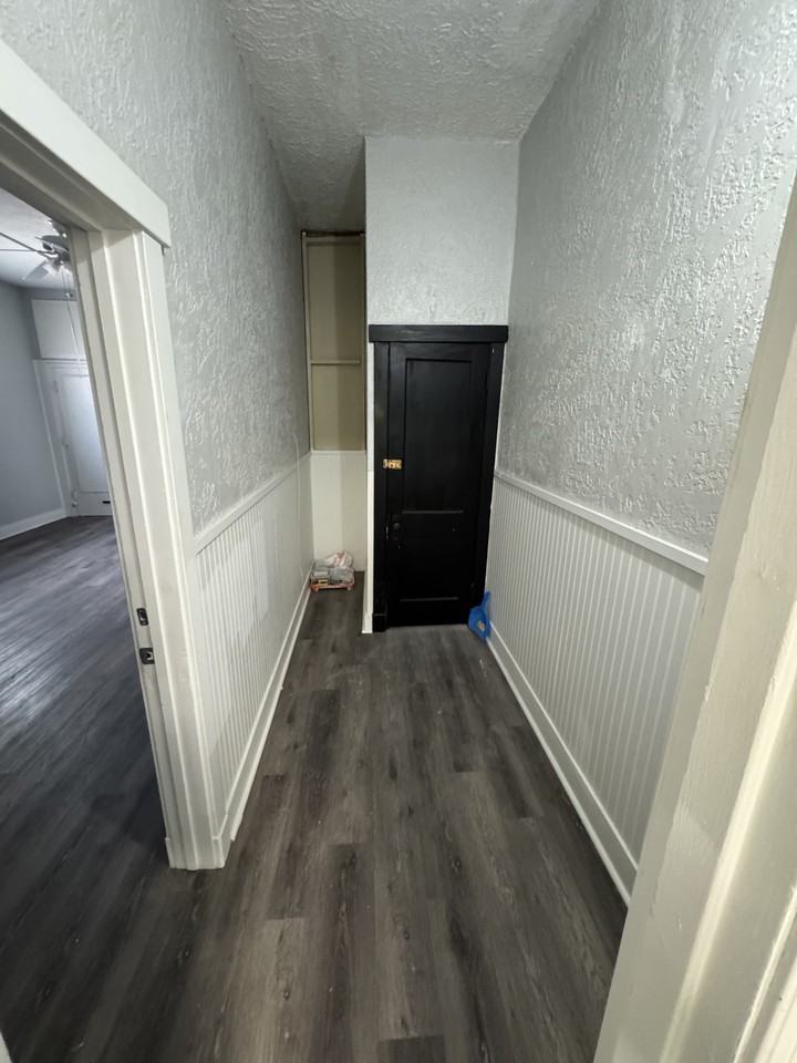 3127 Brighton Rd - Photo 5 of 12