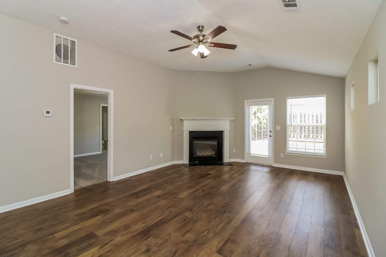 25 Chalet Xing - Photo 4 of 16