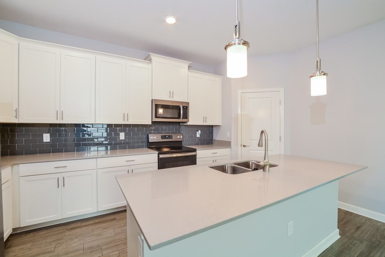 413 Brunswick Dr - Photo 7 of 16