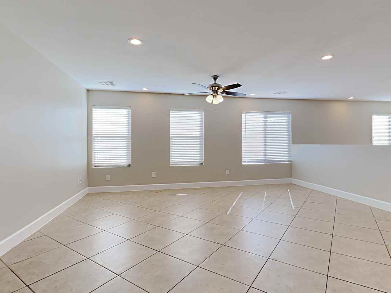 2823 W Goldmine Mountain Dr - Photo 5 of 21