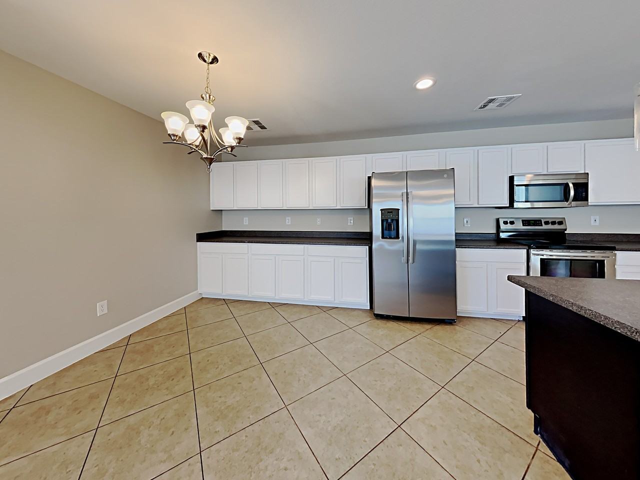 2823 W Goldmine Mountain Dr - Photo 7 of 21