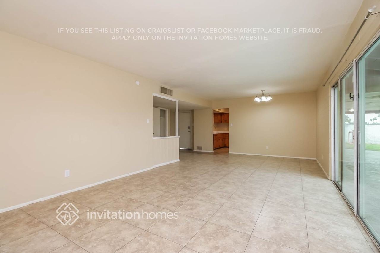 6012 W Medlock Dr - Photo 3 of 17