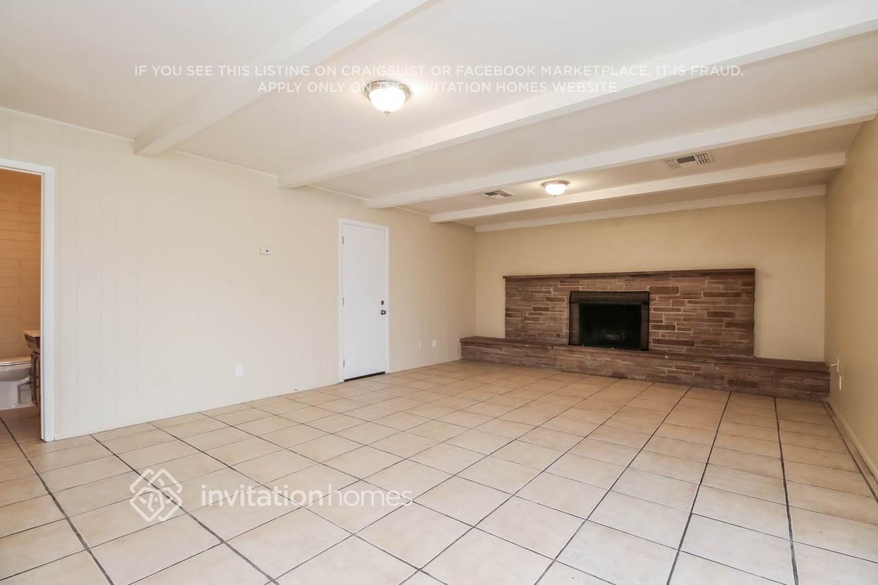 6012 W Medlock Dr - Photo 7 of 17