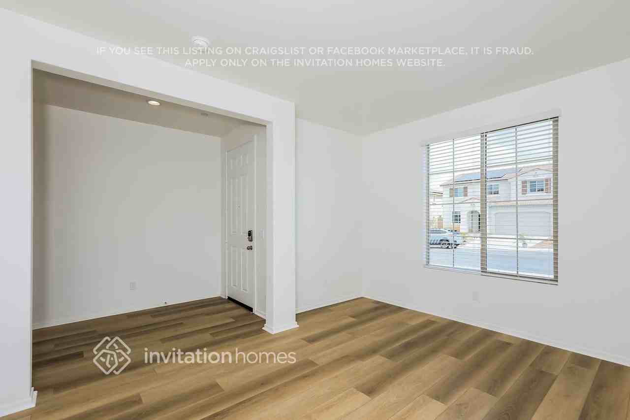 25167 Zircon Rd - Photo 5 of 19