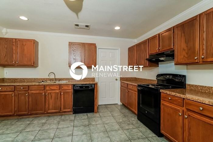 6611 Meadow Fawn Dr - Photo 6 of 17