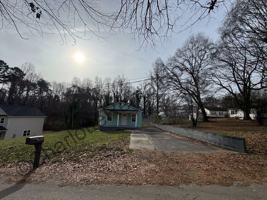 featured image of 701 Hillsdale Dr