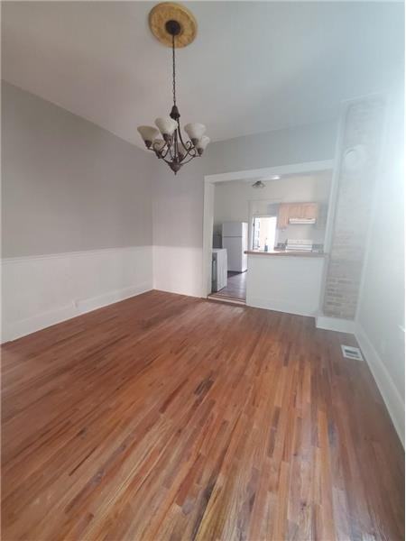 723 E Henry St #A - Photo 6 of 11