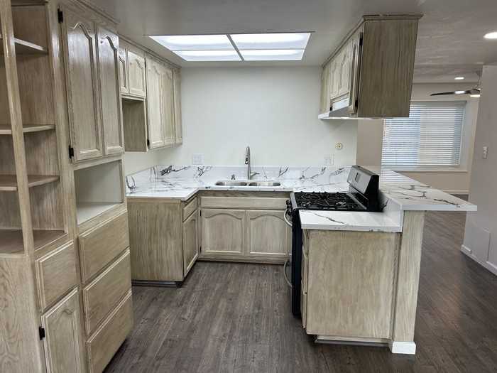 13722 Red Hill Ave #76