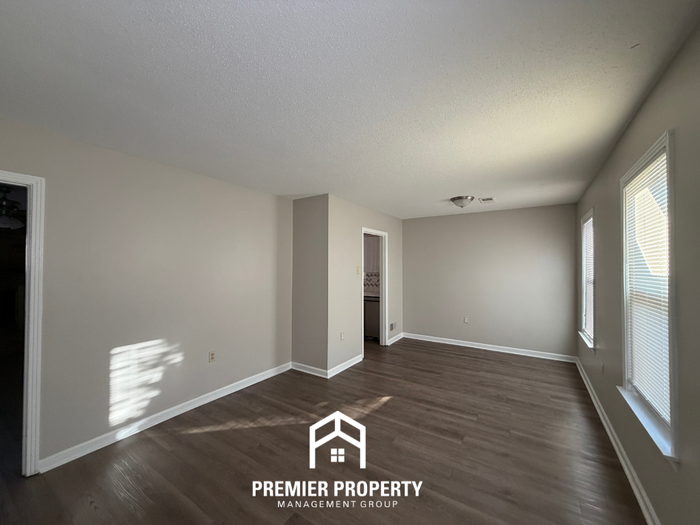 3652 Prince Charles Cv - Photo 2 of 29