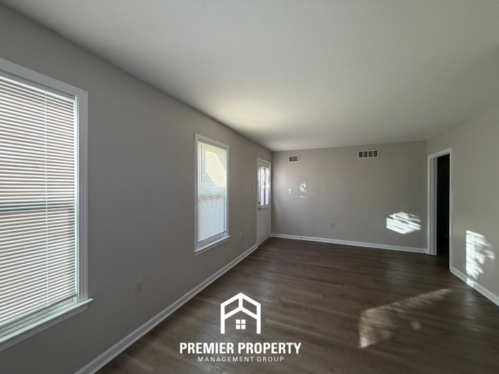 3652 Prince Charles Cv - Photo 3 of 29