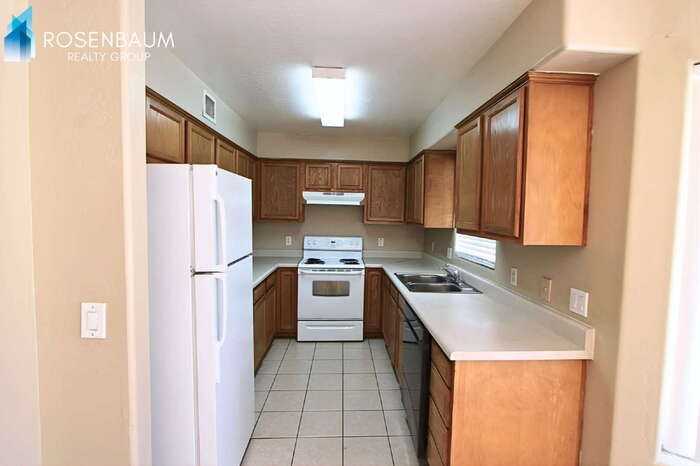 15547 S Moon Valley Rd #1 - Photo 6 of 21