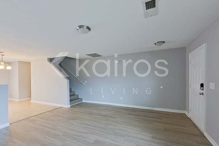 112 Belle Haven Dr - Photo 2 of 21