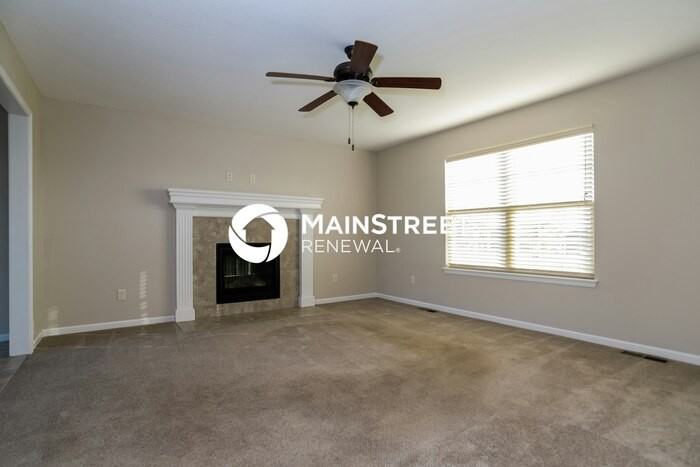 19122 Corbyn Ln - Photo 2 of 17